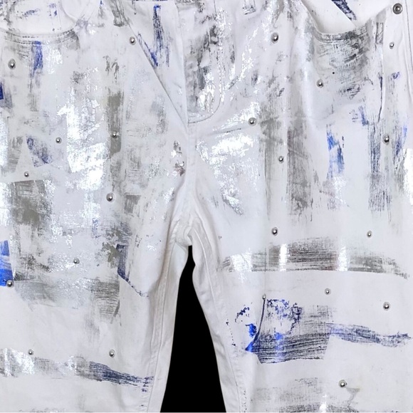 White Stretch Denim Silver Blue Metallic Foil Silver Studs Size 15 W34 X L26 NEW - Picture 5 of 12
